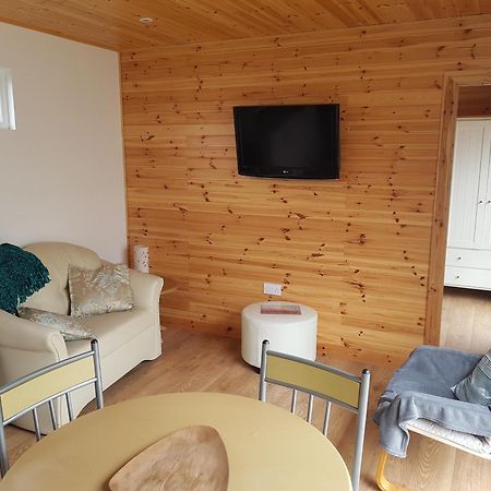 Acorn Camping And Caravan Park Llantwit Major Zewnętrze zdjęcie