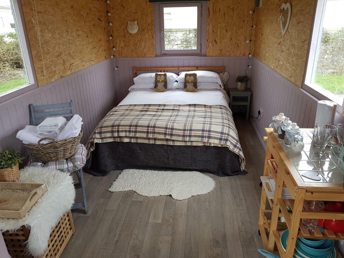 Acorn Camping And Caravan Park Llantwit Major Zewnętrze zdjęcie