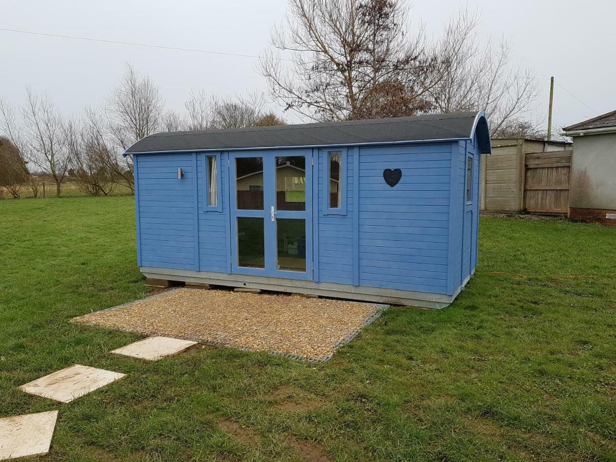 Acorn Camping And Caravan Park Llantwit Major Zewnętrze zdjęcie