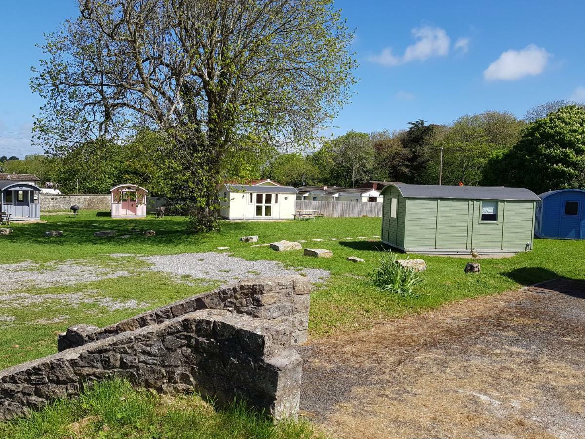 Acorn Camping And Caravan Park Llantwit Major Zewnętrze zdjęcie