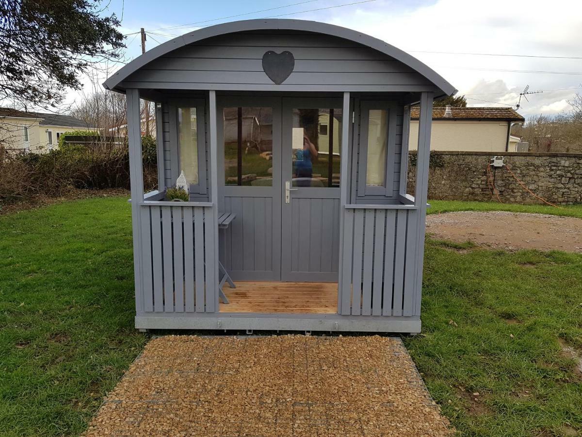 Acorn Camping And Caravan Park Llantwit Major Zewnętrze zdjęcie