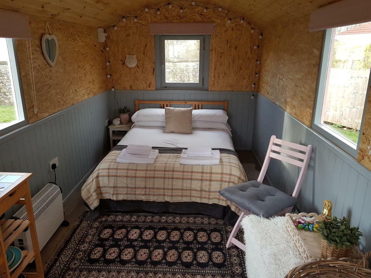 Acorn Camping And Caravan Park Llantwit Major Zewnętrze zdjęcie