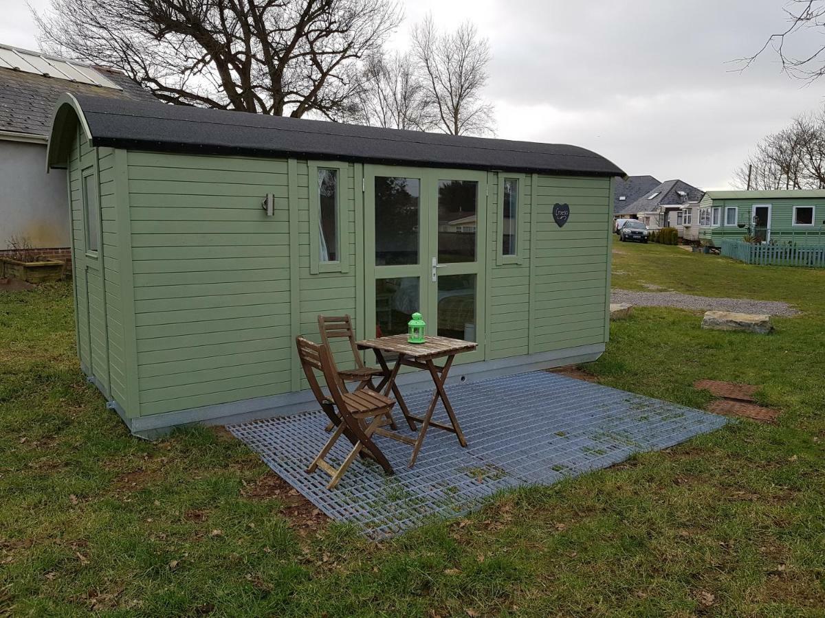 Acorn Camping And Caravan Park Llantwit Major Zewnętrze zdjęcie