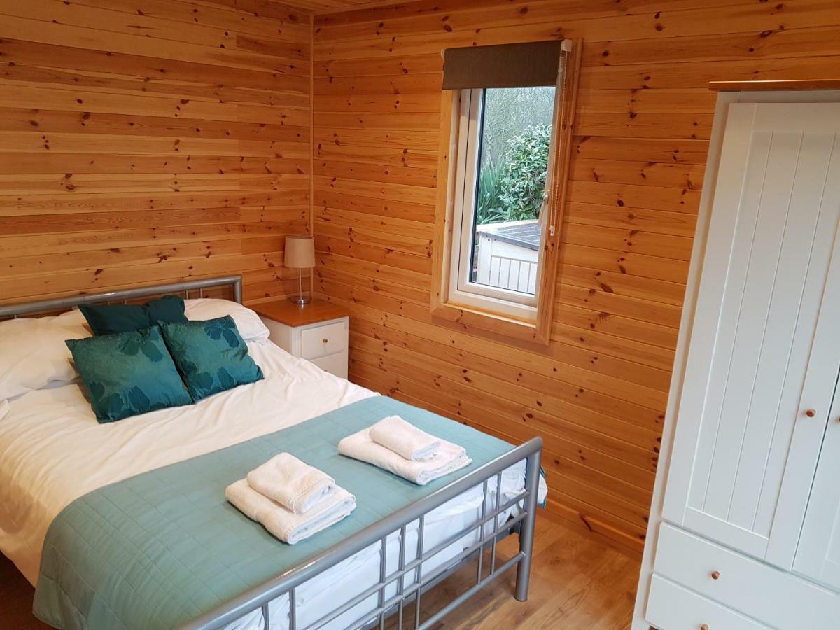 Acorn Camping And Caravan Park Llantwit Major Zewnętrze zdjęcie