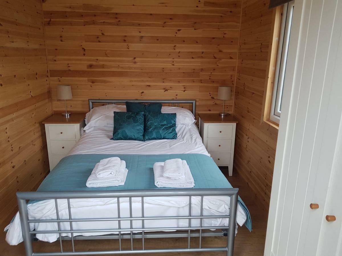 Acorn Camping And Caravan Park Llantwit Major Zewnętrze zdjęcie