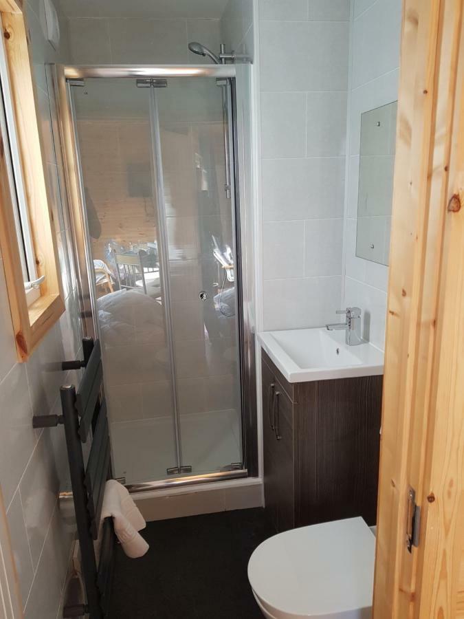 Acorn Camping And Caravan Park Llantwit Major Zewnętrze zdjęcie