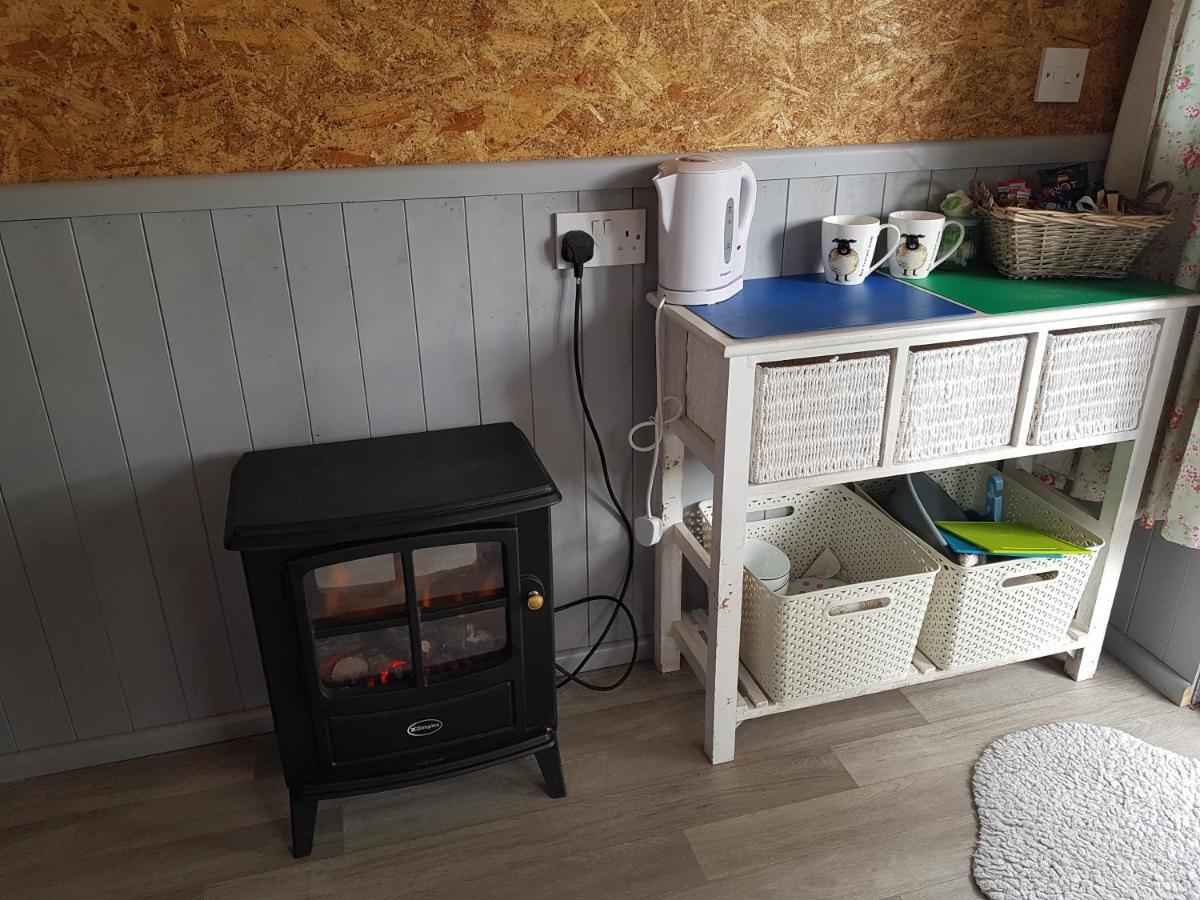 Acorn Camping And Caravan Park Llantwit Major Zewnętrze zdjęcie